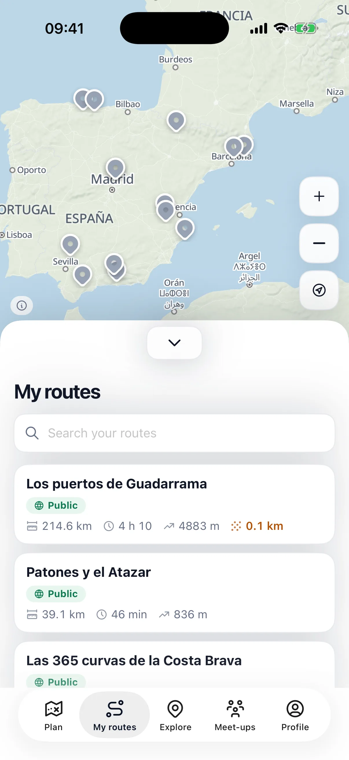 My routes in Roaden: the saved routes on the map and in a list, with distance, time and climb